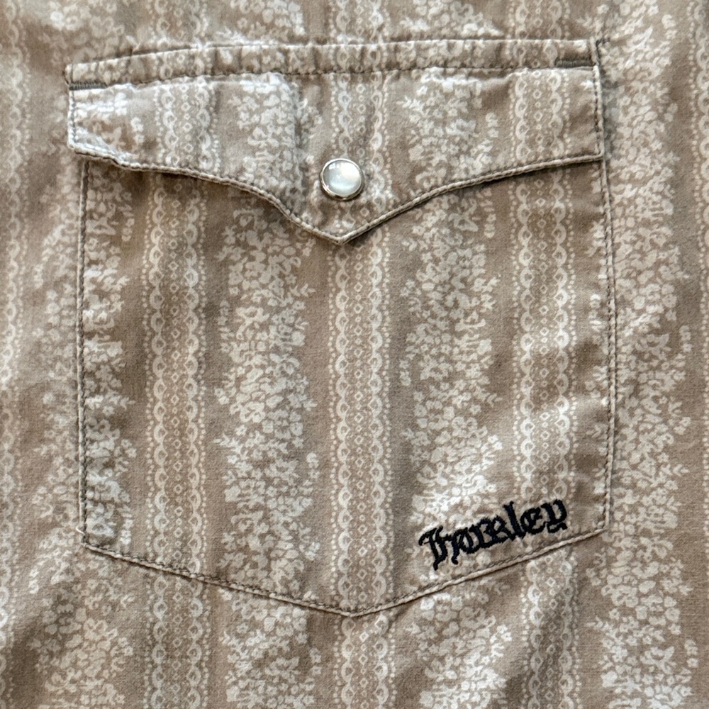 Hurley Snap Button Down Shirt Large - image 3